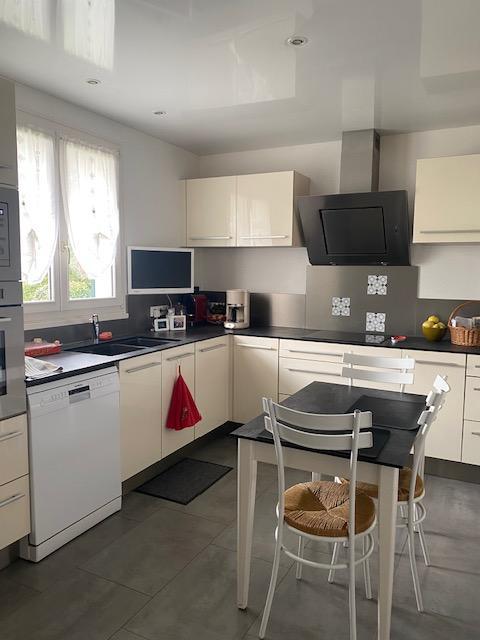 Maison - 130 m² - 6 pièces