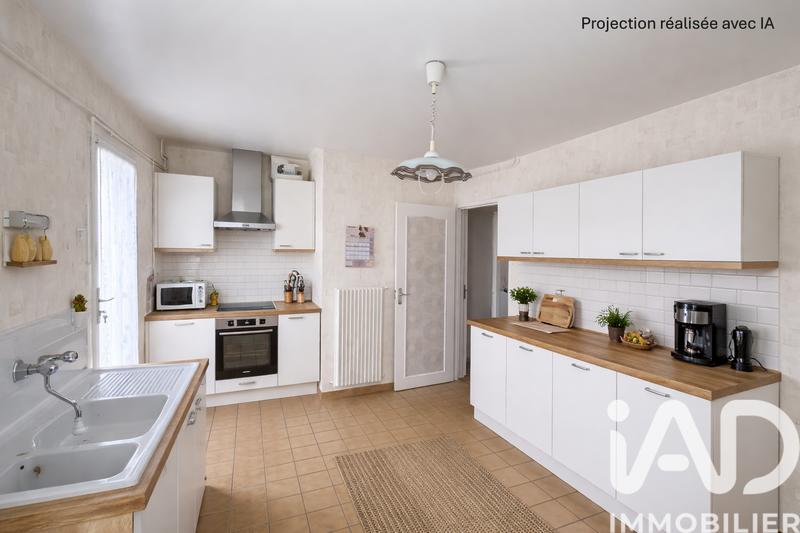 Maison - 98 m² - 5 pièces