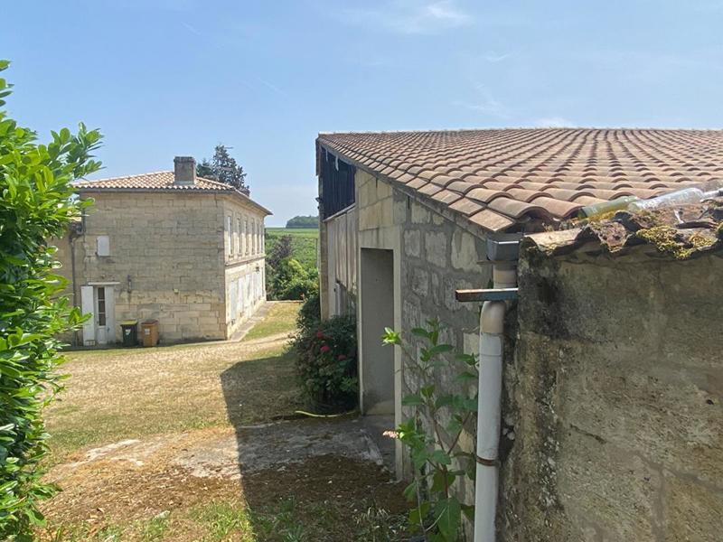 Demeure - 155 m² - 6 pièces