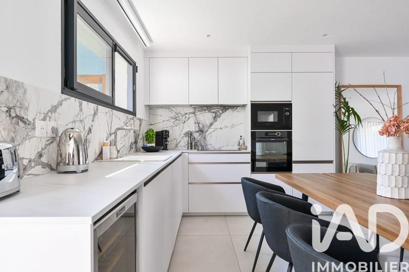 Maison - 82 m² - 3 pièces