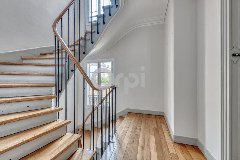 Appartement - 79 m² - 4 pièces