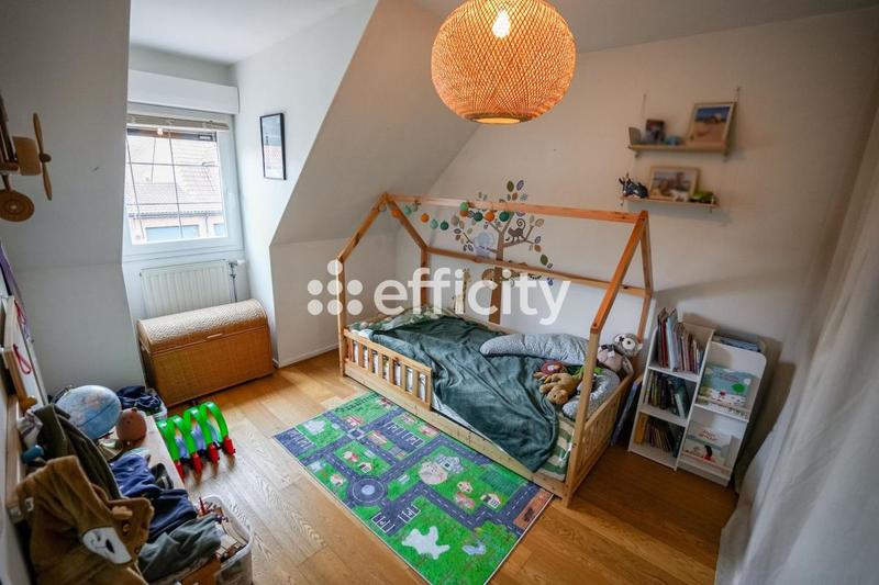 Maison - 108 m² - 6 pièces