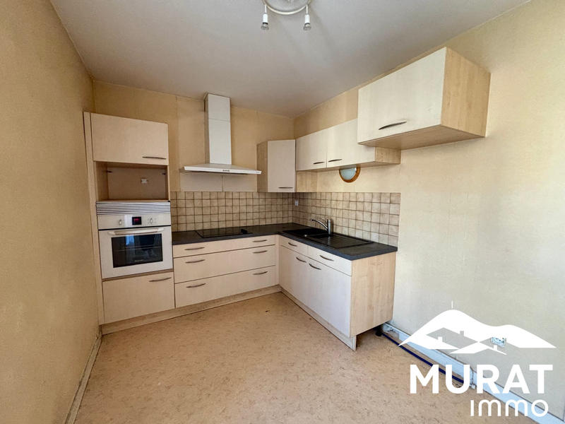 Appartement - 79 m² - 4 pièces