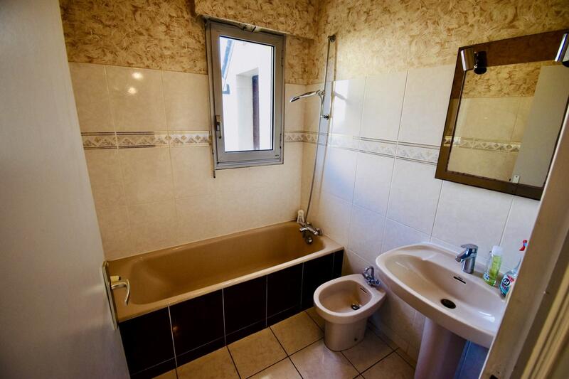 Maison - 102 m² - 7 pièces