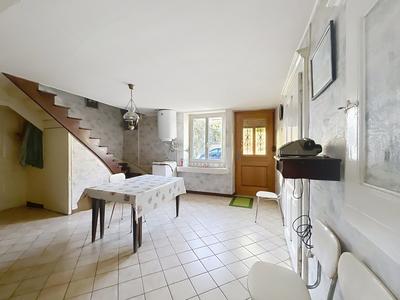 Maison ancienne - 180 m² - 8 pièces