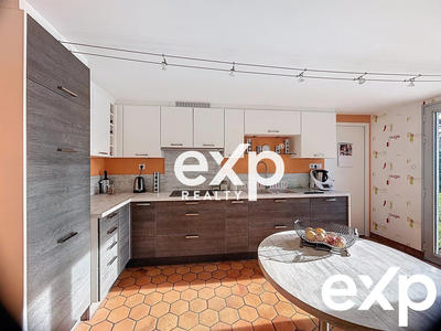 Maison - 158 m² - 6 pièces