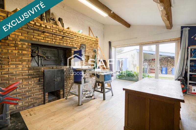 Maison - 180 m² - 7 pièces