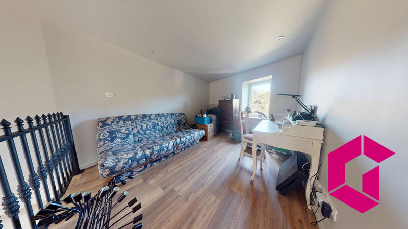 Maison - 110 m² - 4 pièces