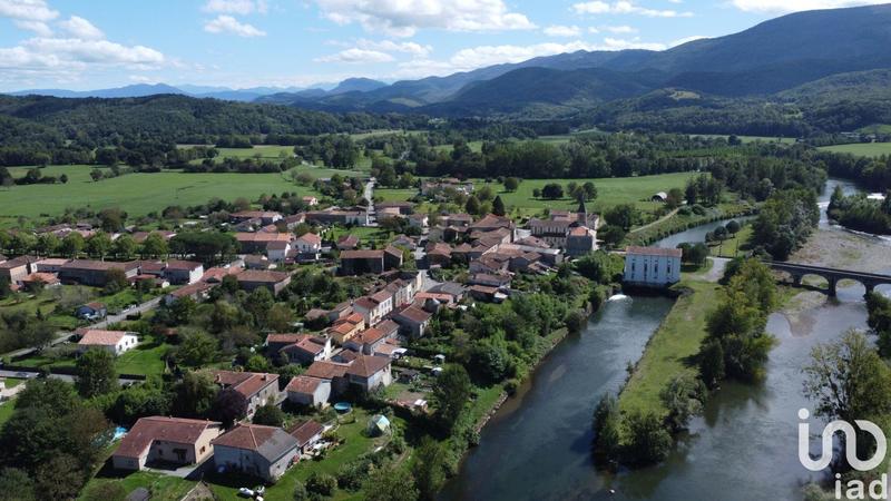 Maison - 237 m² - 6 pièces