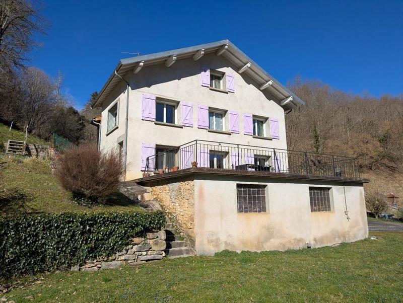 Maison - 181 m² - 6 pièces