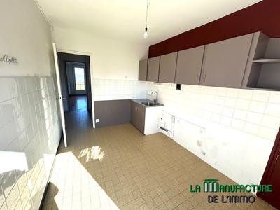 Appartement - 75 m² - 4 pièces