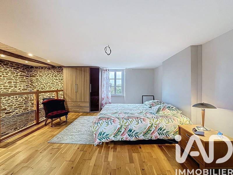 Maison - 183 m² - 7 pièces