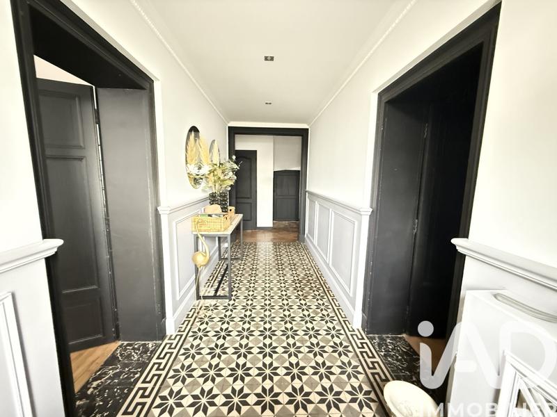 Maison - 179 m² - 5 pièces