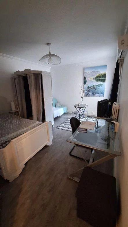 Studio - 25 m² - 1 pièce