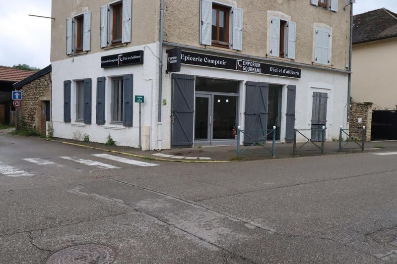 Local commercial - 136 m²