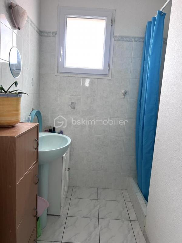 Villa - 90 m² - 5 pièces