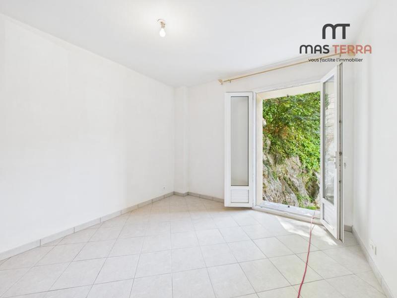 Appartement - 94 m² - 4 pièces