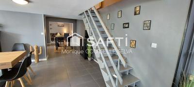 Maison - 221 m² - 11 pièces
