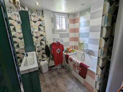 Pavillon - 130 m² - 8 pièces