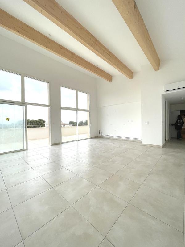 Appartement - 100 m² - 4 pièces