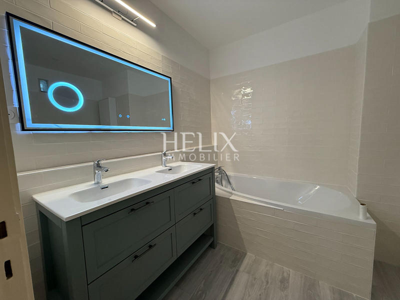 Appartement - 124 m² - 3 pièces