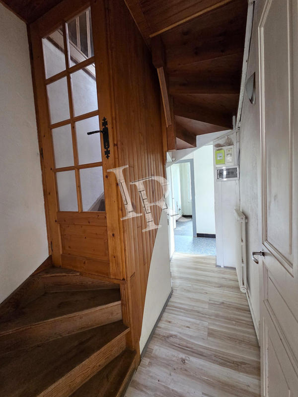 Maison - 97 m² - 5 pièces