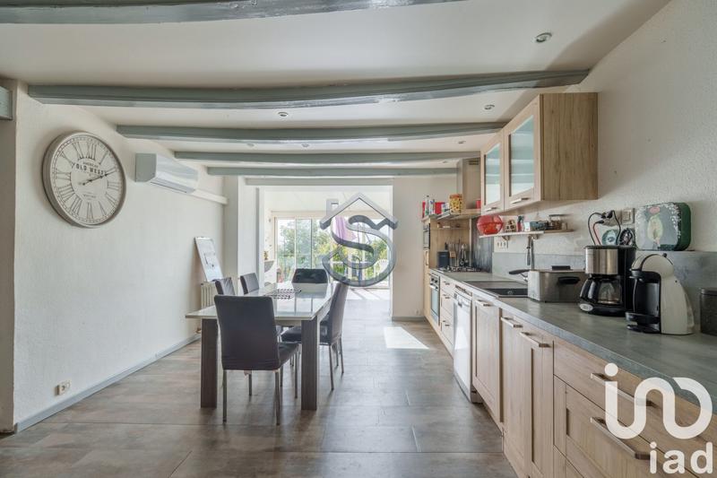 Maison - 243 m² - 7 pièces