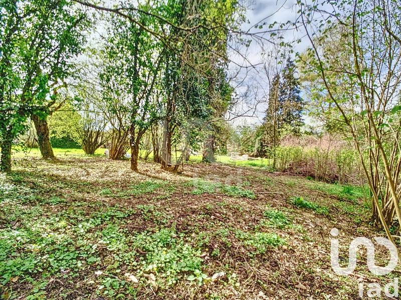 Maison - 370 m² - 18 pièces