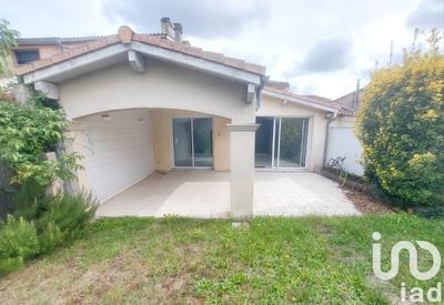 Maison - 137 m² - 6 pièces