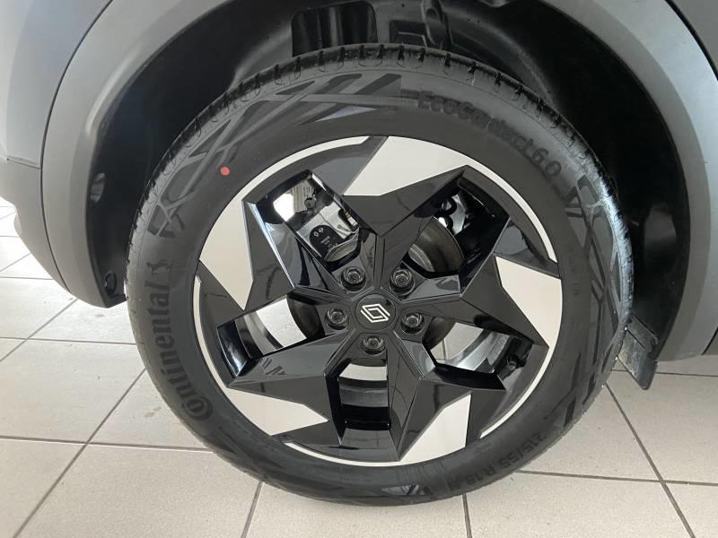 Renault Captur E-Tech full hybrid 145 ch Evolution