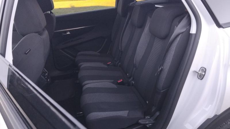 Peugeot 5008 II 1.5 BlueHDi 130 Eat8 Allure Business