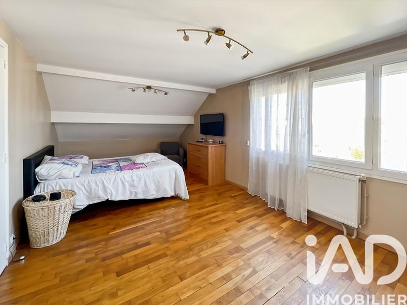 Maison - 157 m² - 6 pièces