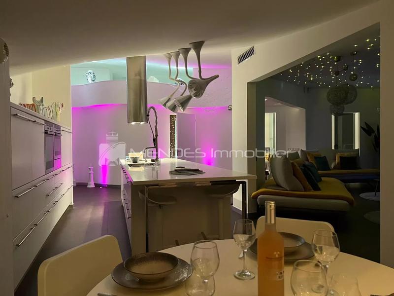 Appartement - 106 m² - 3 pièces