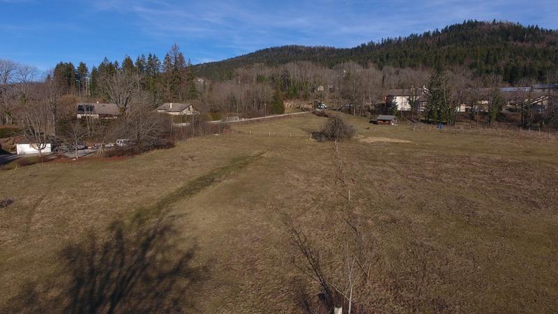 Terrain constructible - 1 940 m²