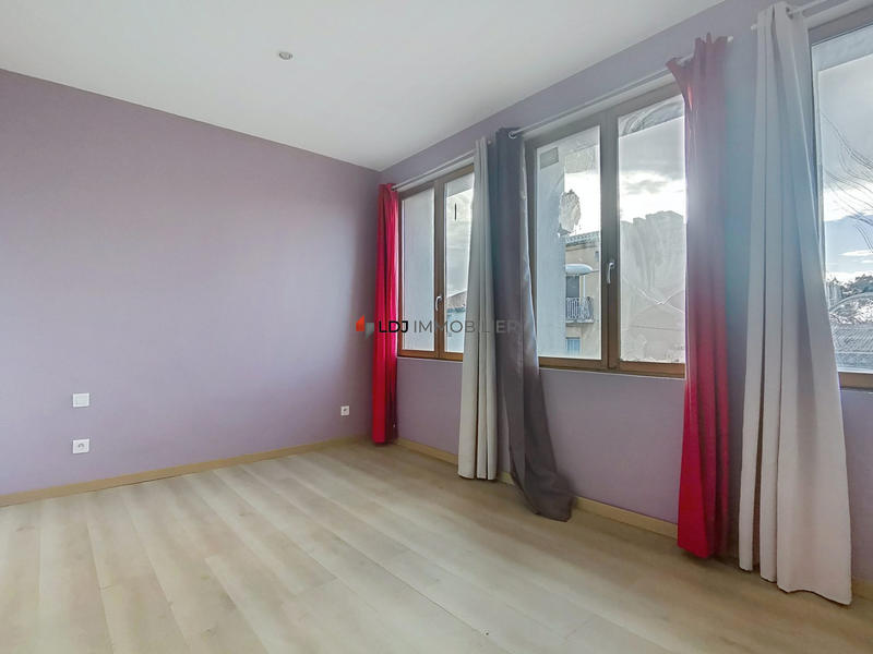 Maison - 130 m² - 3 pièces