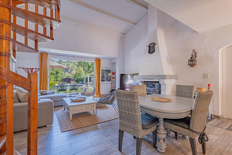 Maison - 123 m² - 5 pièces