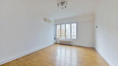 Appartement - 88 m² - 4 pièces