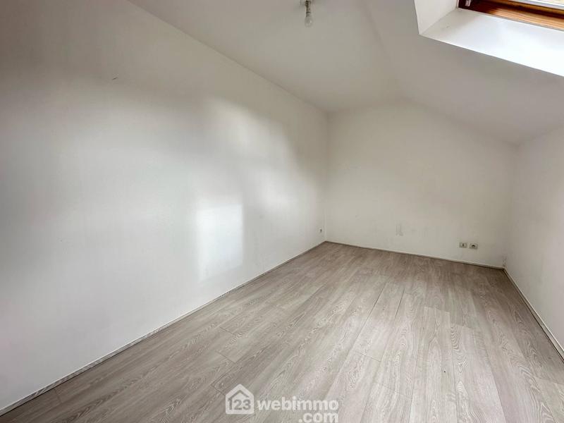 Maison - 306 m² - 13 pièces