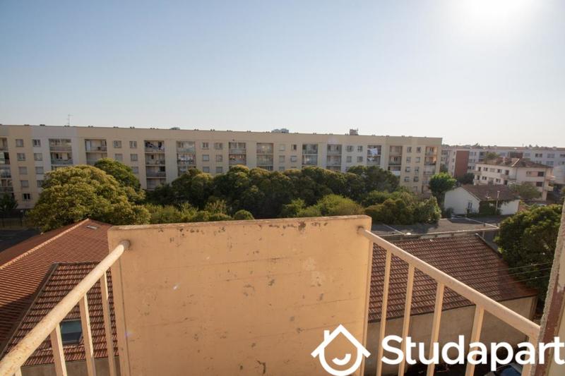 Chambre - 10 m² - 1 pièce