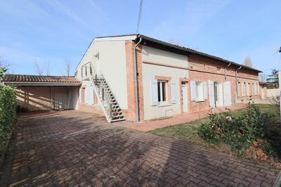 Maison - 335 m² - 10 pièces