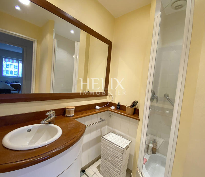 Appartement - 97 m² - 5 pièces