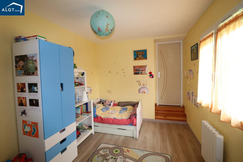 Villa - 151 m² - 6 pièces