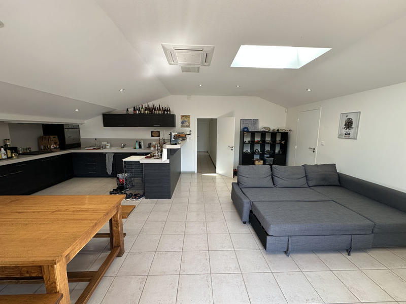 Villa - 365 m² - 10 pièces