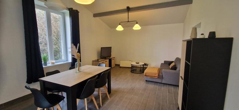 Maison - 650 m² - 20 pièces