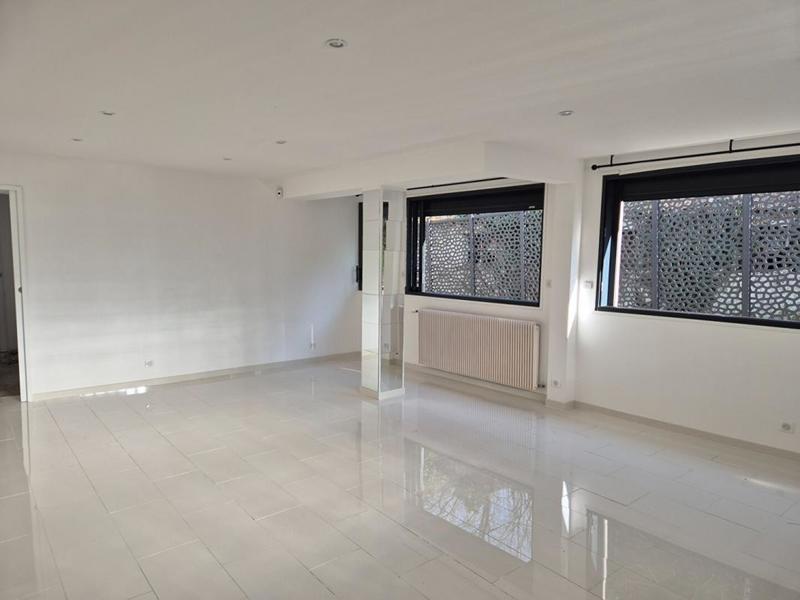 Maison - 100 m² - 3 pièces