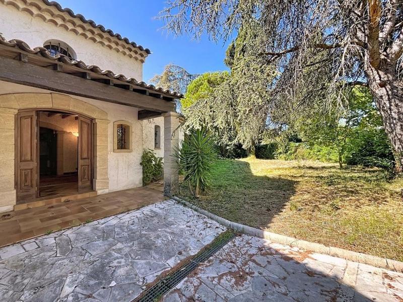 Maison - 362 m² - 5 pièces