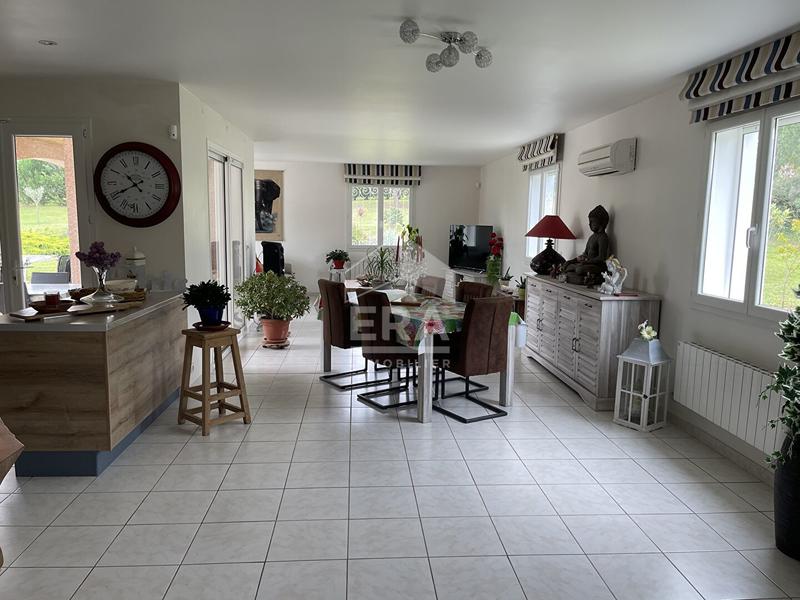 Villa - 140 m² - 5 pièces