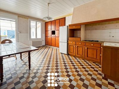 Maison - 75 m² - 5 pièces