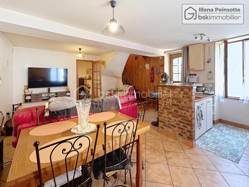 Maison - 106 m² - 6 pièces