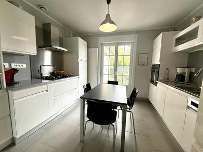 Maison - 100 m² - 6 pièces